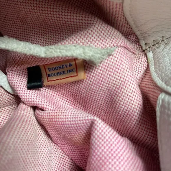 Dooney & Bourke white pebble leather large Hobo bag gold tone hardwares. - Picture 14 of 16